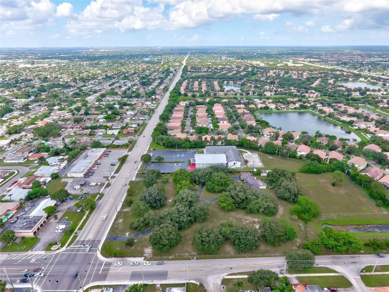 7227 Taft St, Pembroke Pines, FL 33024 Photo