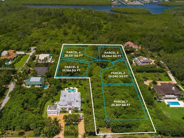 3 Bon Aire Desire Avenue, Jupiter Island, FL 33455