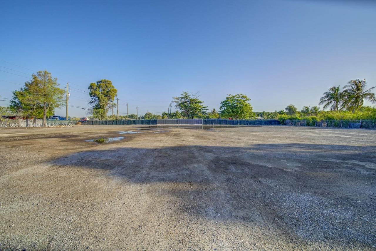 15721 NW 122 Ave, Miami, FL 33018 Photo