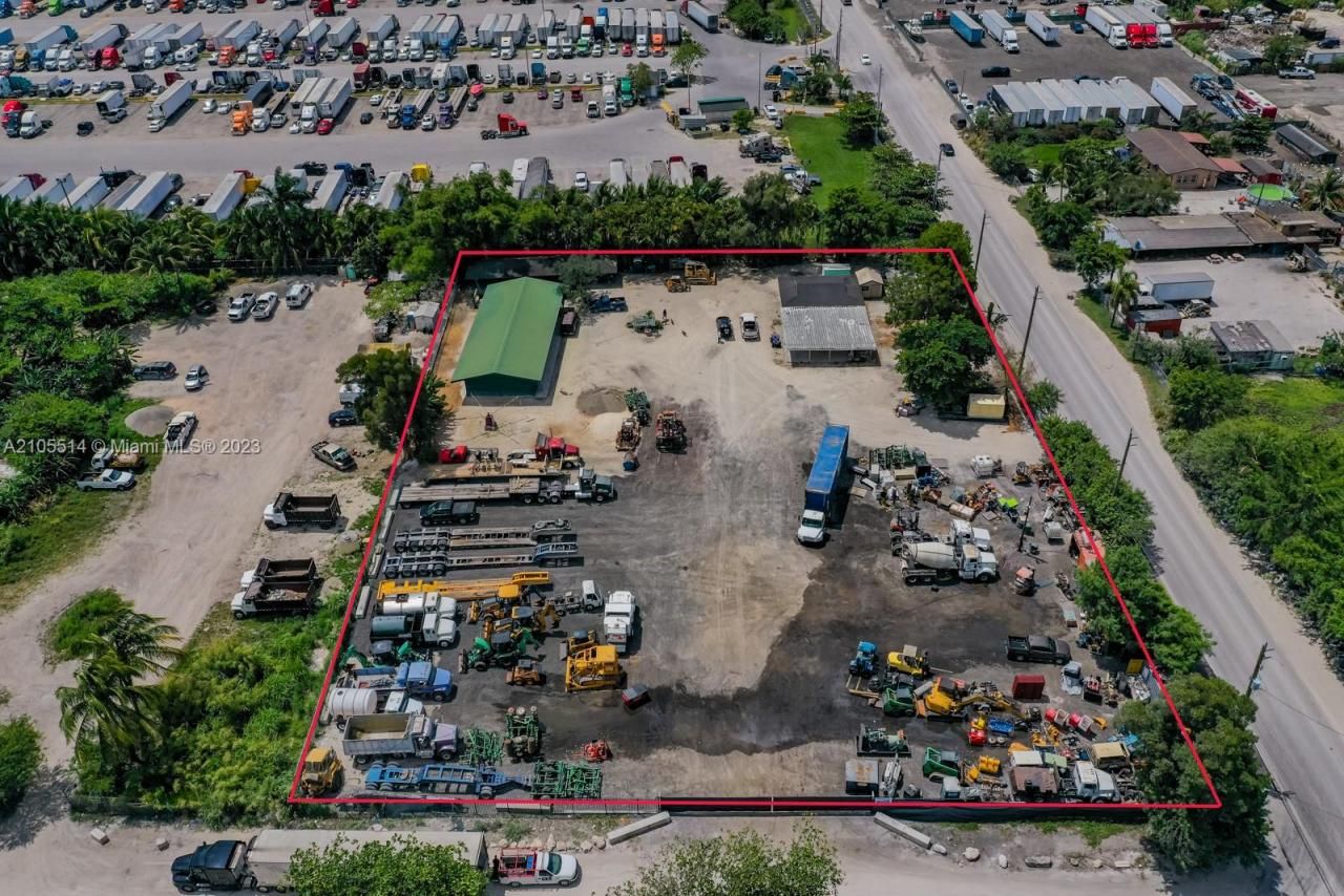 15721 NW 122 Ave, Miami, FL 33018 Photo