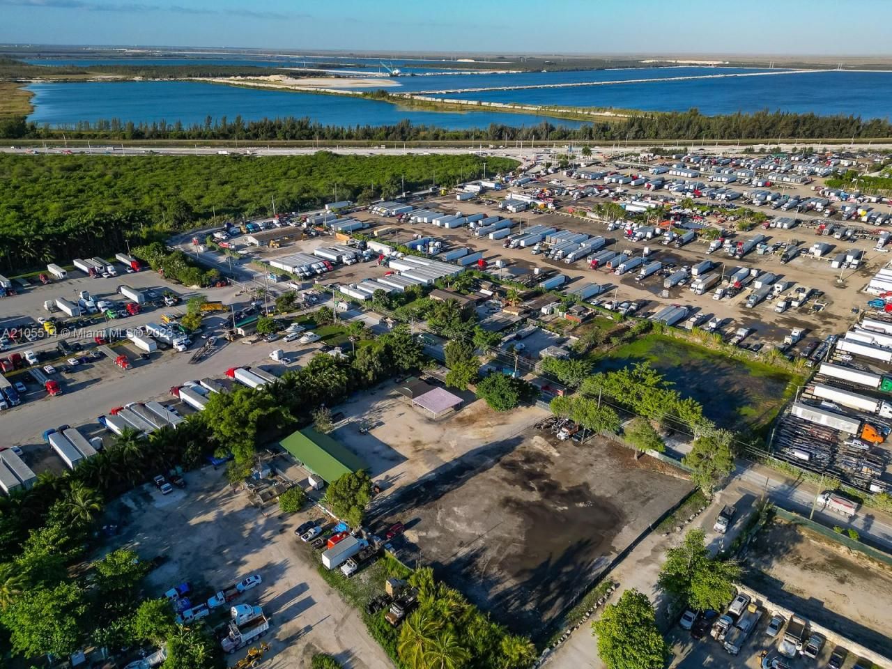 15721 NW 122 Ave, Miami, FL 33018 Photo