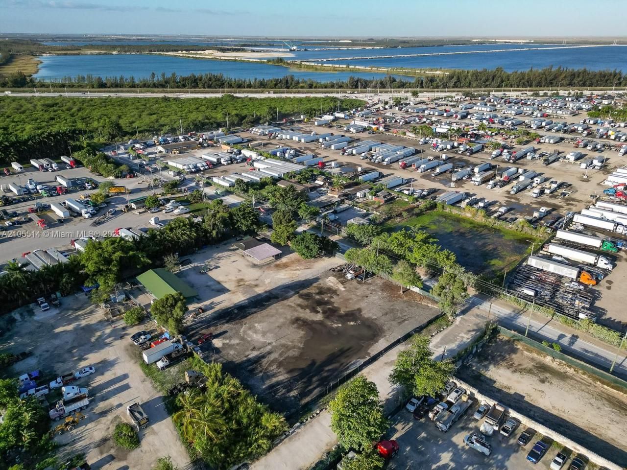 15721 NW 122 Ave, Miami, FL 33018 Photo