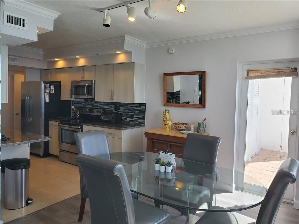 1050 Longboat Club Road, Unit 1006, Longboat Key, FL 34228 Photo