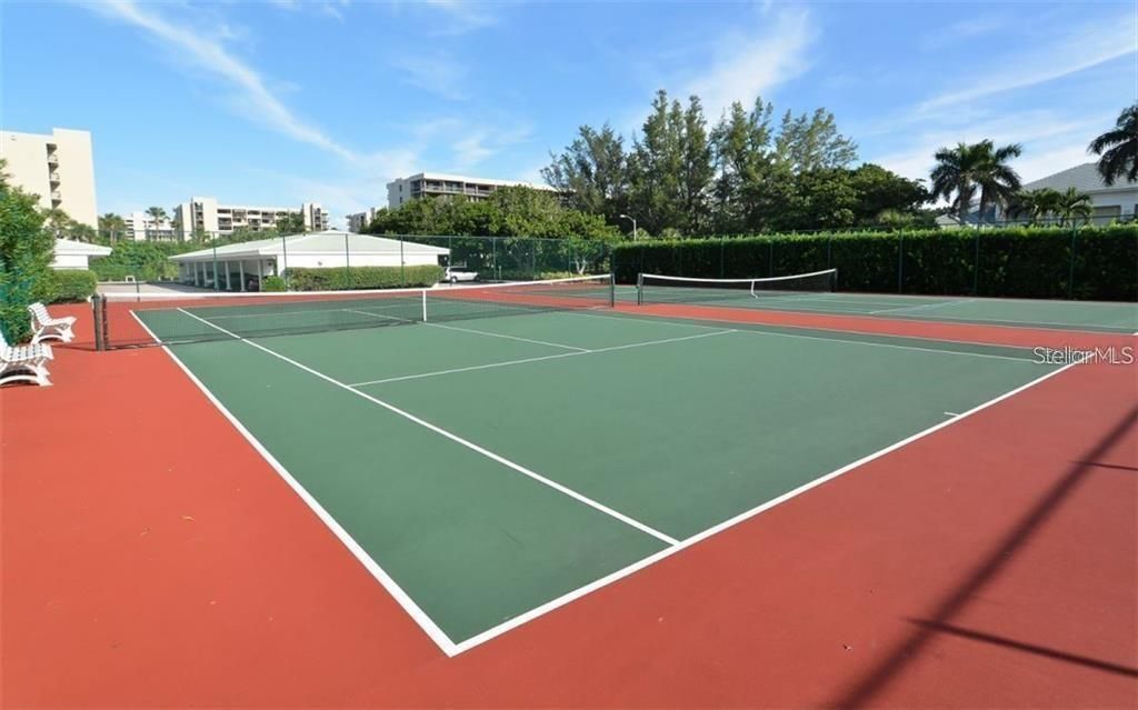 1050 Longboat Club Road, Unit 1006, Longboat Key, FL 34228 Photo