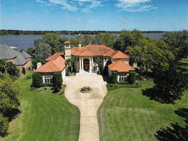 5690 Riverview Pointe Drive E, Theodore, AL 36582