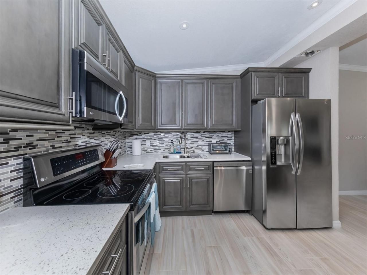 161 Suntan Avenue, Sarasota, FL 34237 Photo