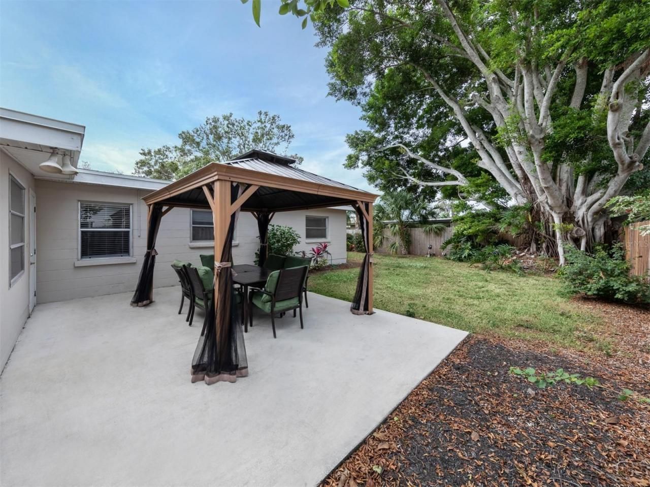 161 Suntan Avenue, Sarasota, FL 34237 Photo