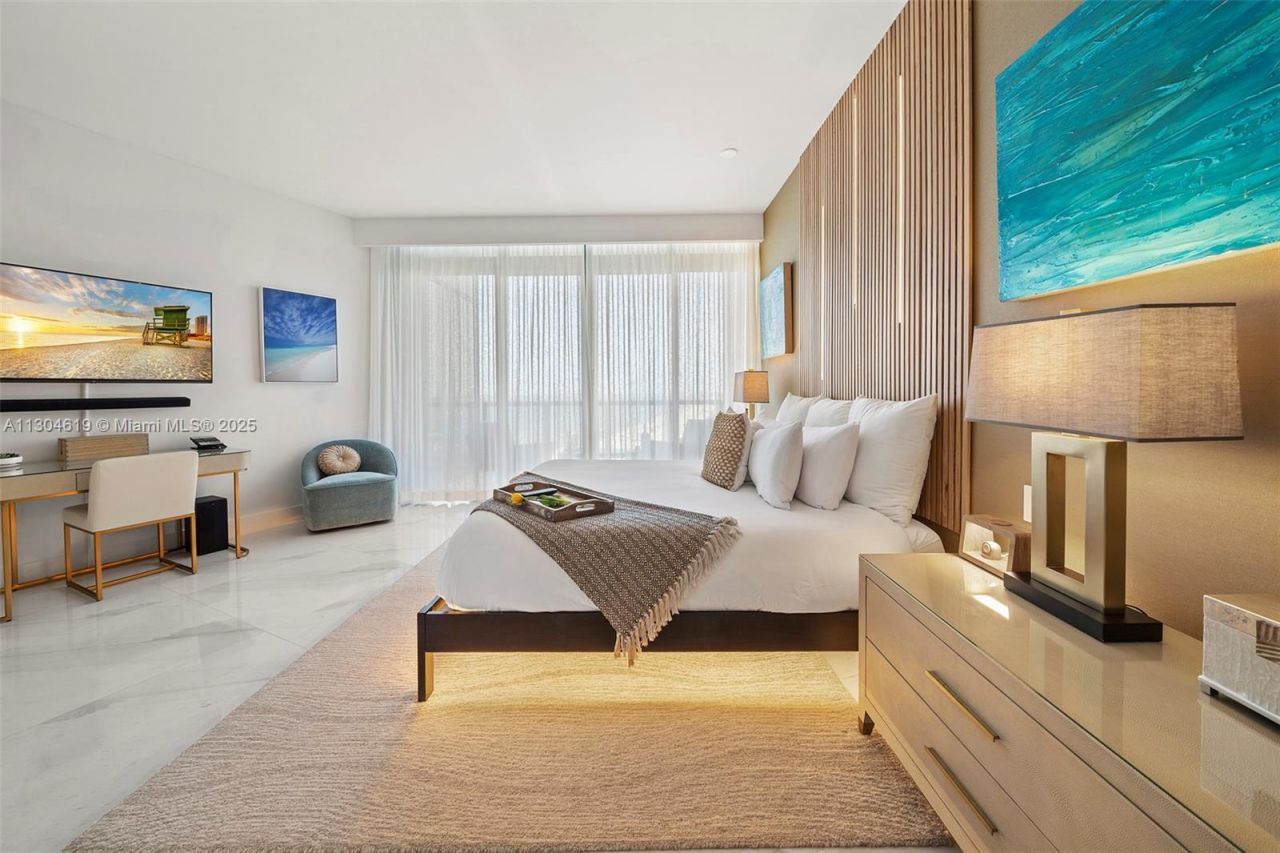 2201 Collins Ave, Unit 1926/PH-, Miami Beach, FL 33139 Photo