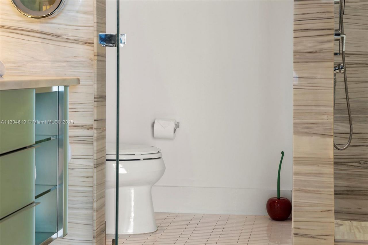 2201 Collins Ave, Unit 1926/PH-, Miami Beach, FL 33139 Photo