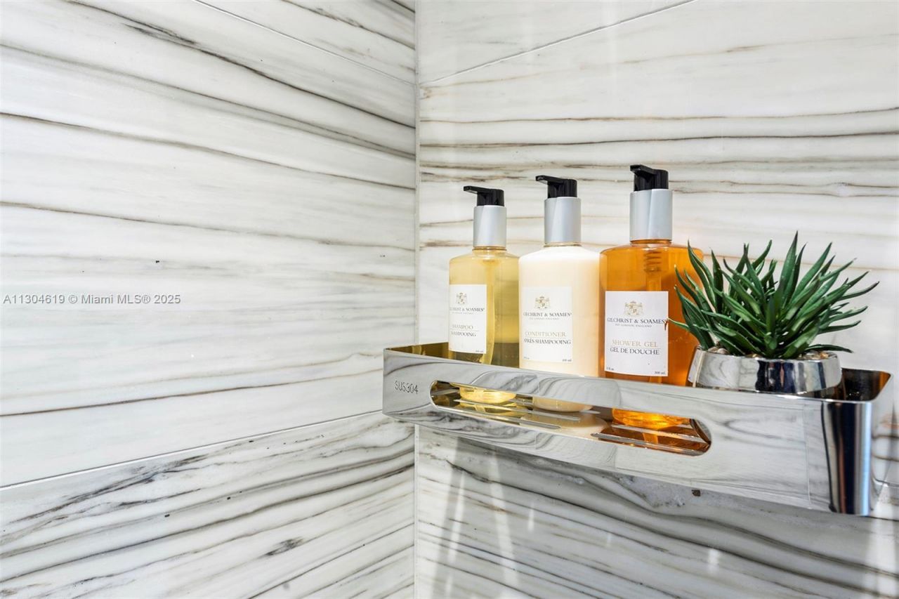 2201 Collins Ave, Unit 1926/PH-, Miami Beach, FL 33139 Photo