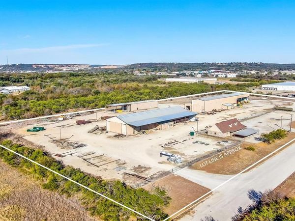 520 Tradeway Drive, Mineral Wells, TX 76067