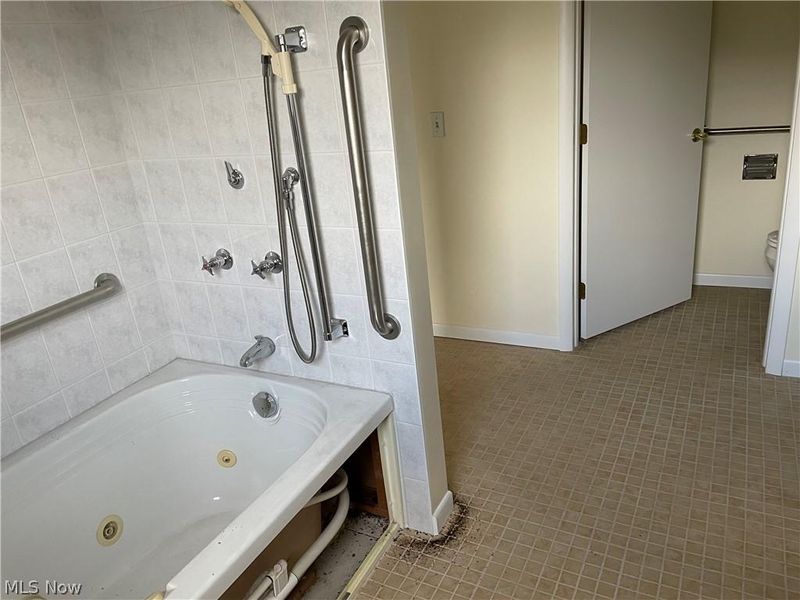 3440 Lakeside Drive, Mineral Ridge, OH 44440 Photo 18