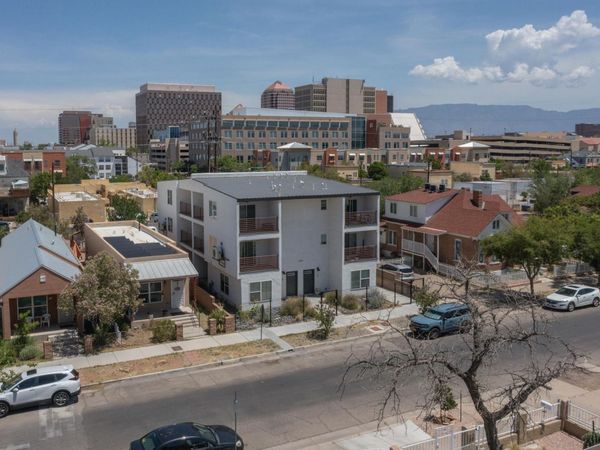 615 Iron Avenue SW, Albuquerque, NM 87102