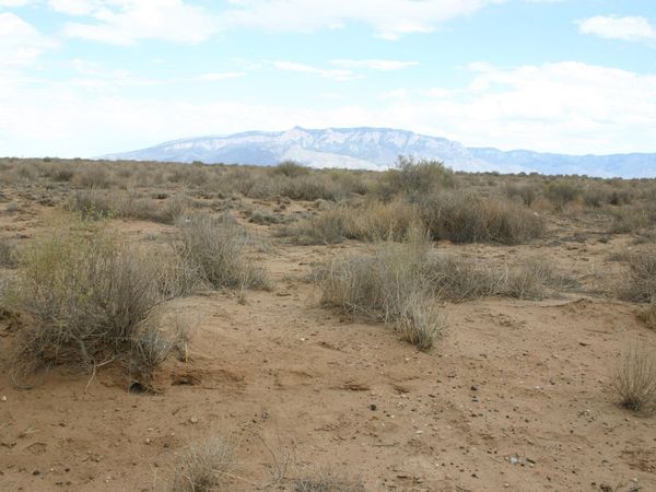 16 6th (U11 B14 L3 & L4) Street NE, Rio Rancho, NM 87124