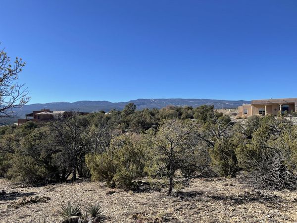 71 Raindance Road, Sandia Park, NM 87047