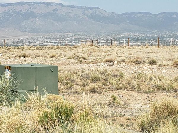 7904 MARIGOLD Drive NW, Albuquerque, NM 87120