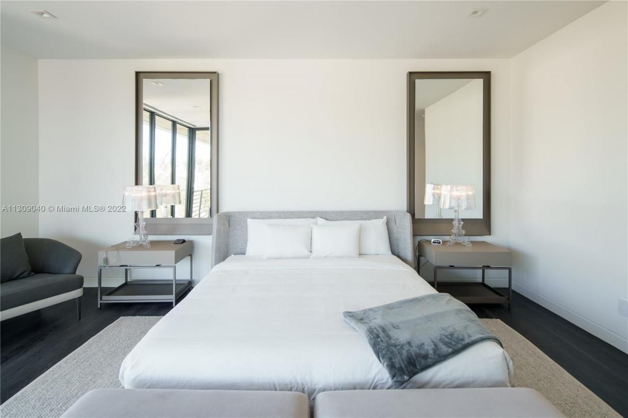 128 Fiesta Way, Fort Lauderdale, FL 33301 Photo