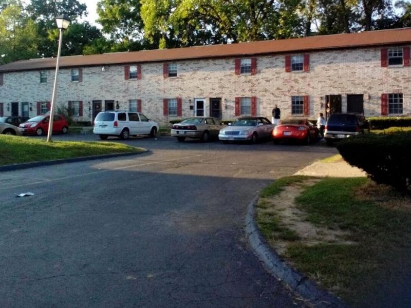 4090 Cleveland Avenue, Columbus, OH 43224 Photo 8