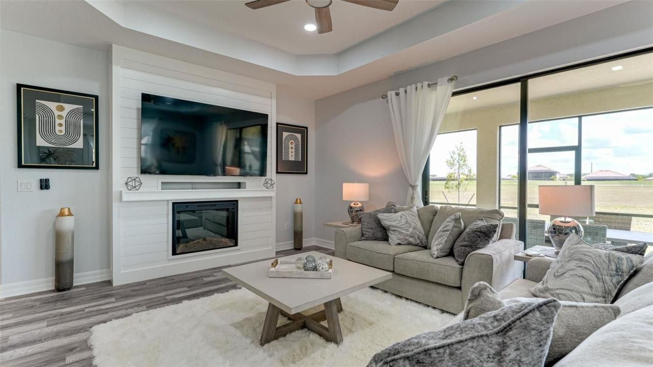 5725 Cheech Glen, Lakewood Ranch, FL 34211 Photo