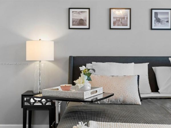 18100 N Bay Rd, Unit 308, Sunny Isles Beach, FL 33160