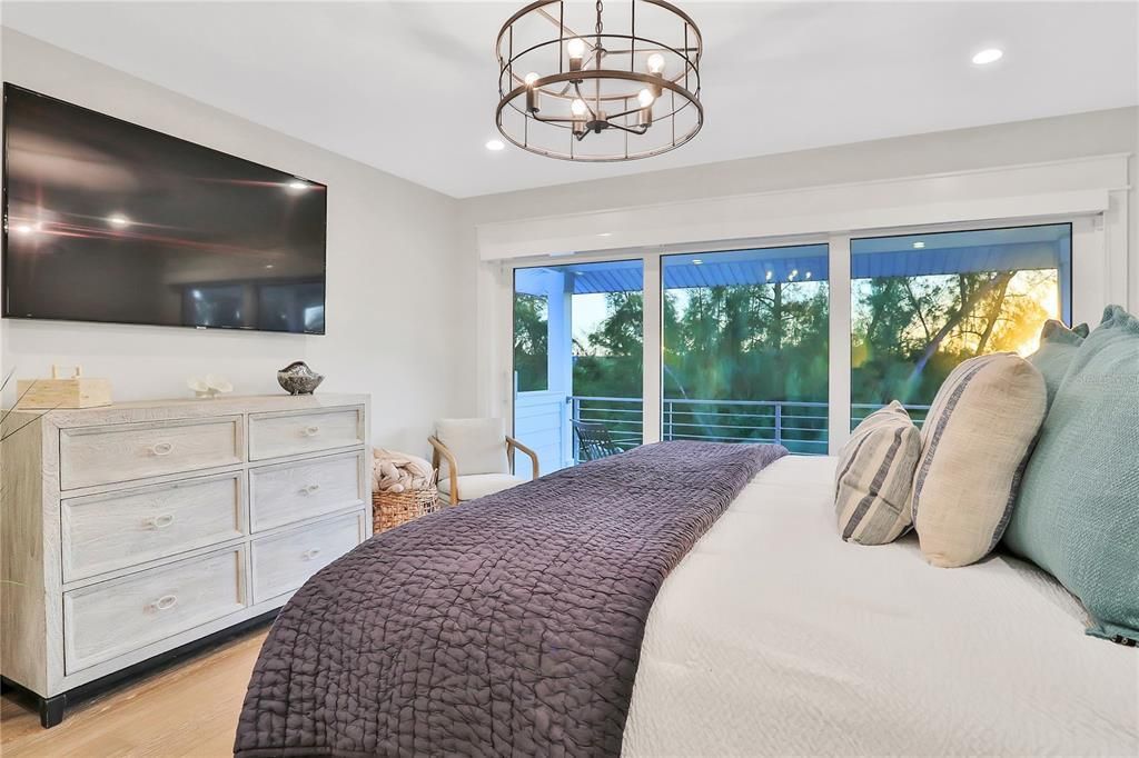 6925 Longboat Drive S, Longboat Key, FL 34228 Photo