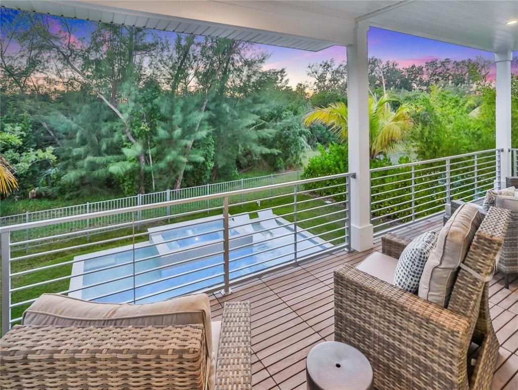 6925 Longboat Drive S, Longboat Key, FL 34228 Photo