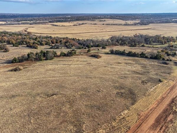 7369 Mustang Cove, Guthrie, OK 73044
