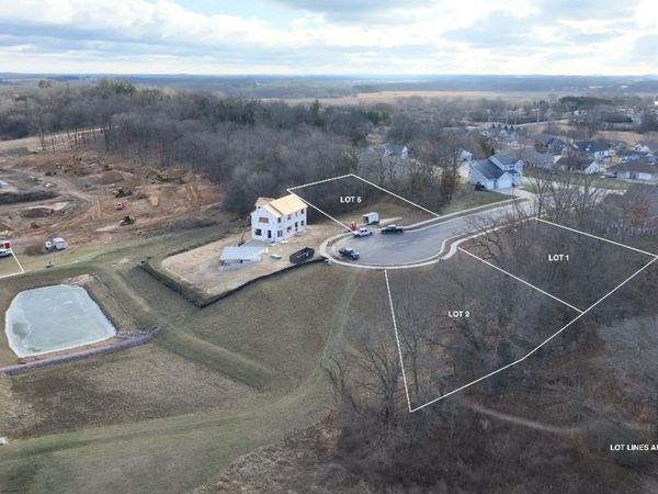 2924 Bluebird Drive, Portage, WI 53901