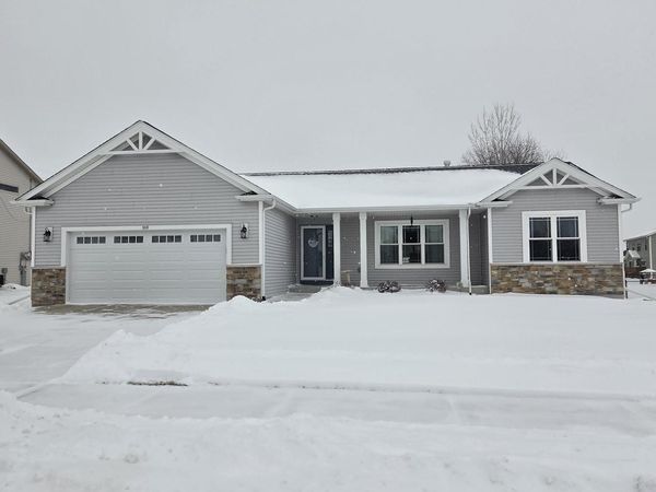 503 Pine Hollow PLACE, Watertown, WI 53094
