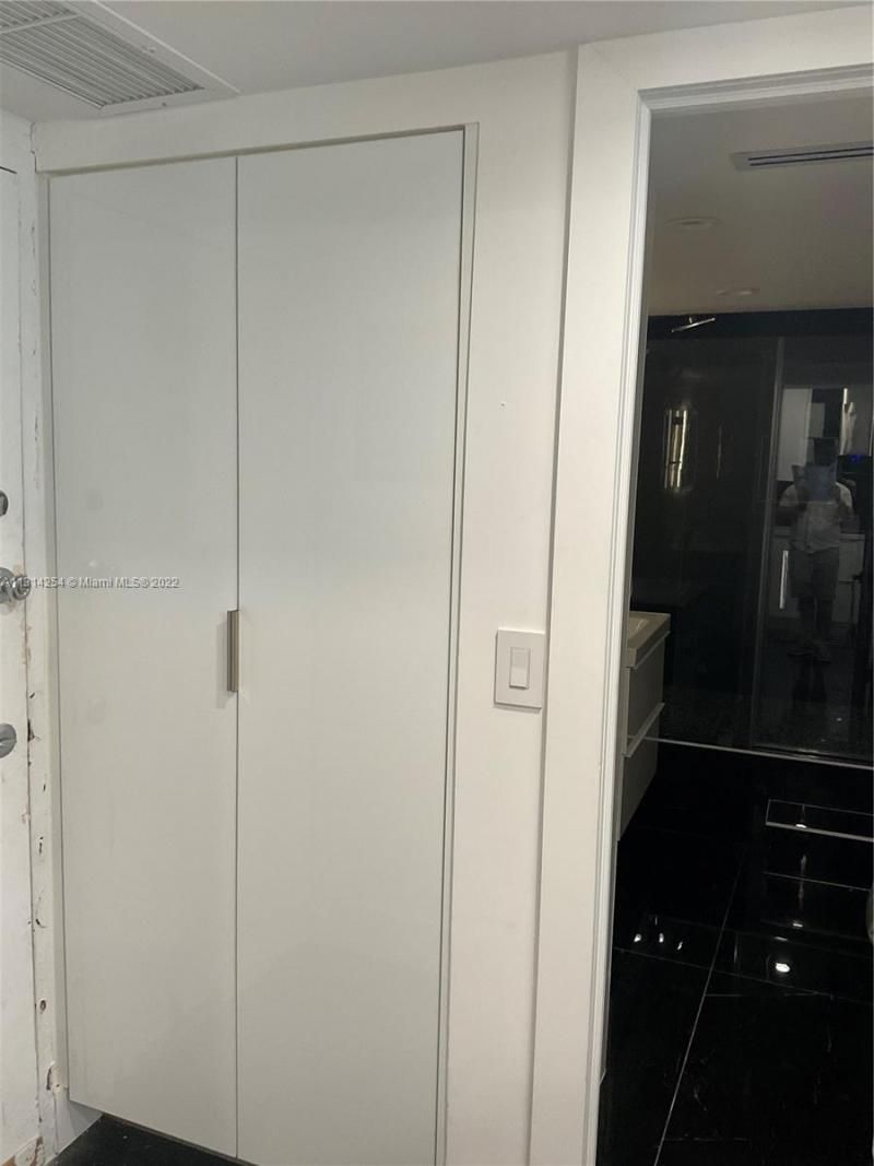 3180 S Ocean Dr, Unit 1503, Hallandale Beach, FL 33009 Photo