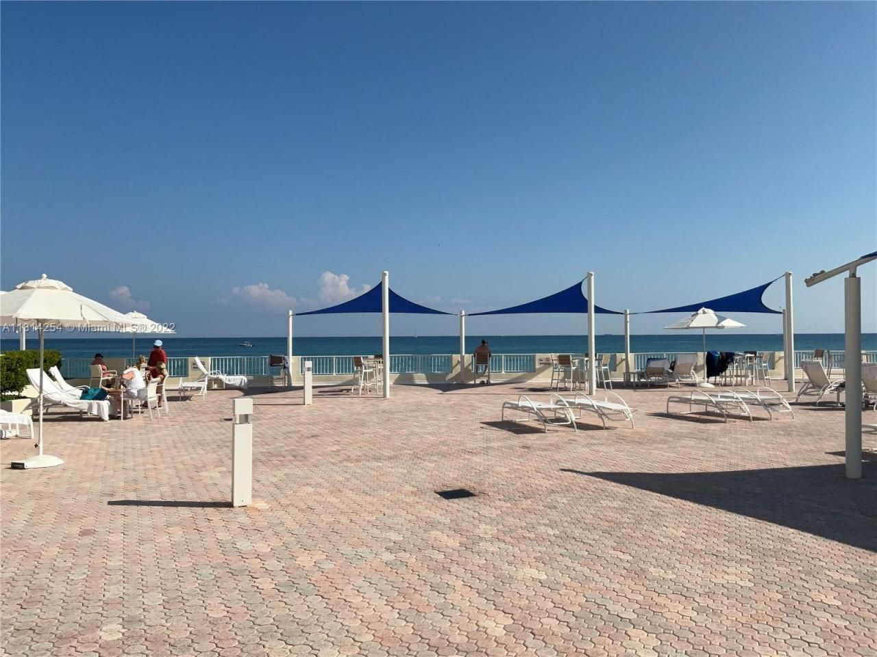 3180 S Ocean Dr, Unit 1503, Hallandale Beach, FL 33009 Photo