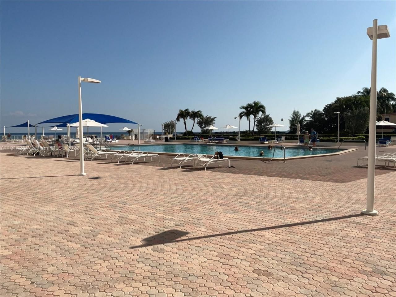 3180 S Ocean Dr, Unit 1503, Hallandale Beach, FL 33009 Photo