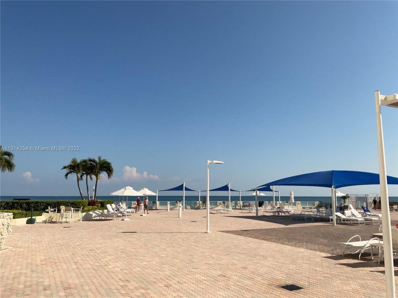 3180 S Ocean Dr, Unit 1503, Hallandale Beach, FL 33009 Photo