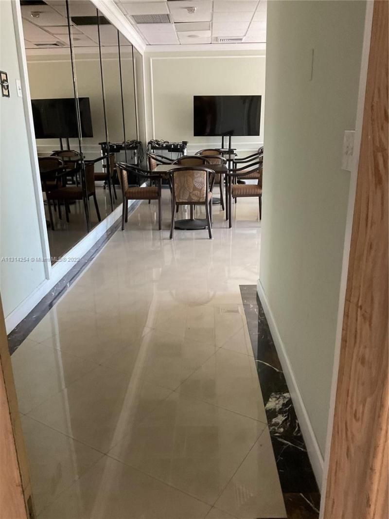 3180 S Ocean Dr, Unit 1503, Hallandale Beach, FL 33009 Photo