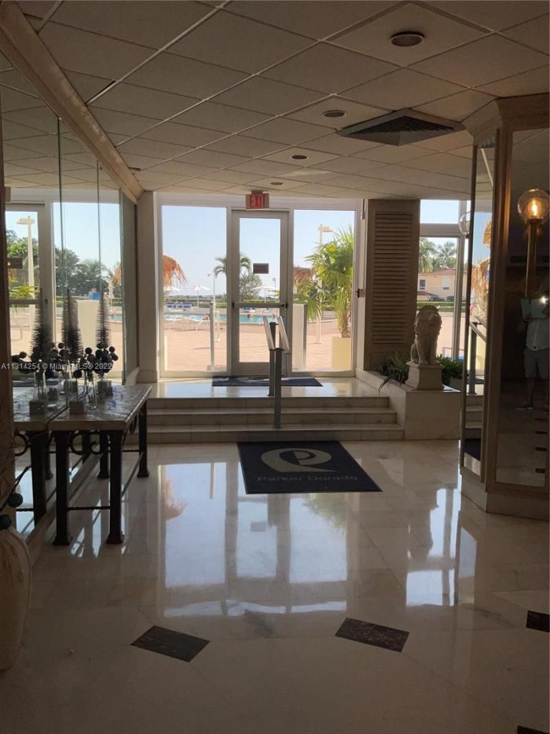 3180 S Ocean Dr, Unit 1503, Hallandale Beach, FL 33009 Photo
