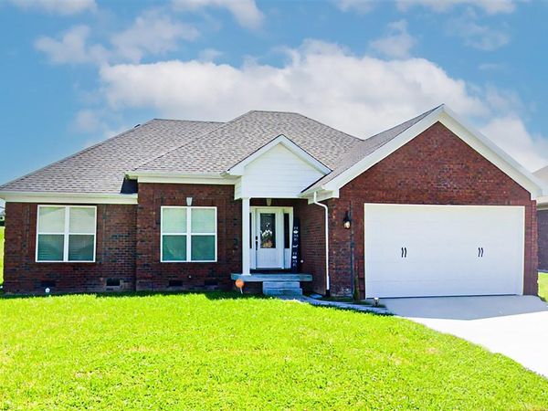 465 Meadowcrest Drive, Mount Washington, KY 40047
