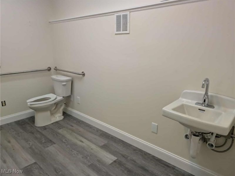 134 Middle Avenue, Elyria, OH 44035 Photo 26