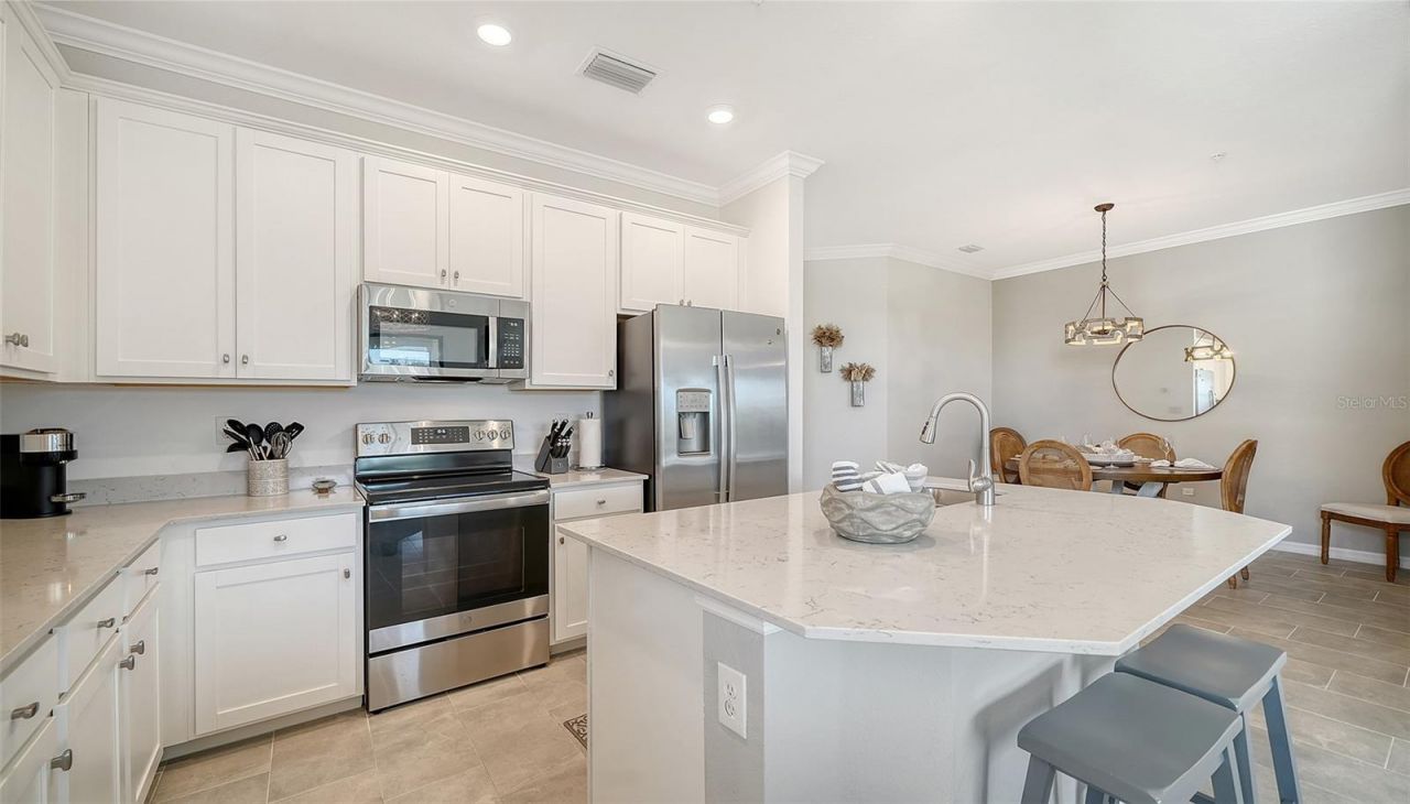 18114 Gawthrop Drive, Unit 308, Lakewood Ranch, FL 34211 Photo