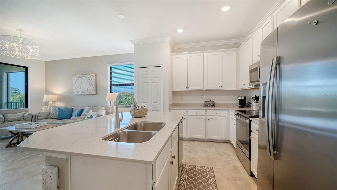 18114 Gawthrop Drive, Unit 308, Lakewood Ranch, FL 34211 Photo