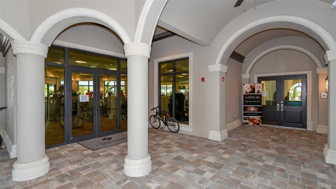 18114 Gawthrop Drive, Unit 308, Lakewood Ranch, FL 34211 Photo