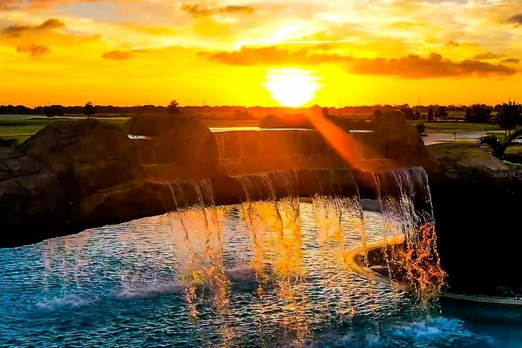 18114 Gawthrop Drive, Unit 308, Lakewood Ranch, FL 34211 Photo