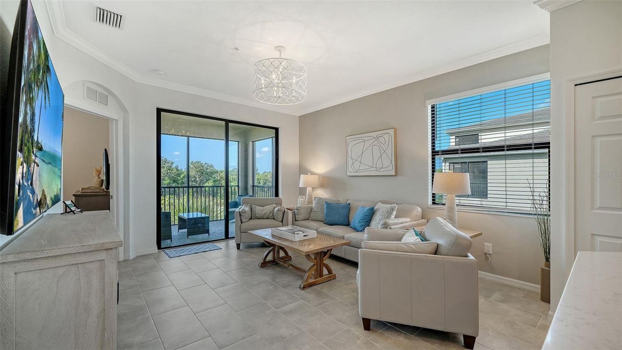 18114 Gawthrop Drive, Unit 308, Lakewood Ranch, FL 34211 Photo