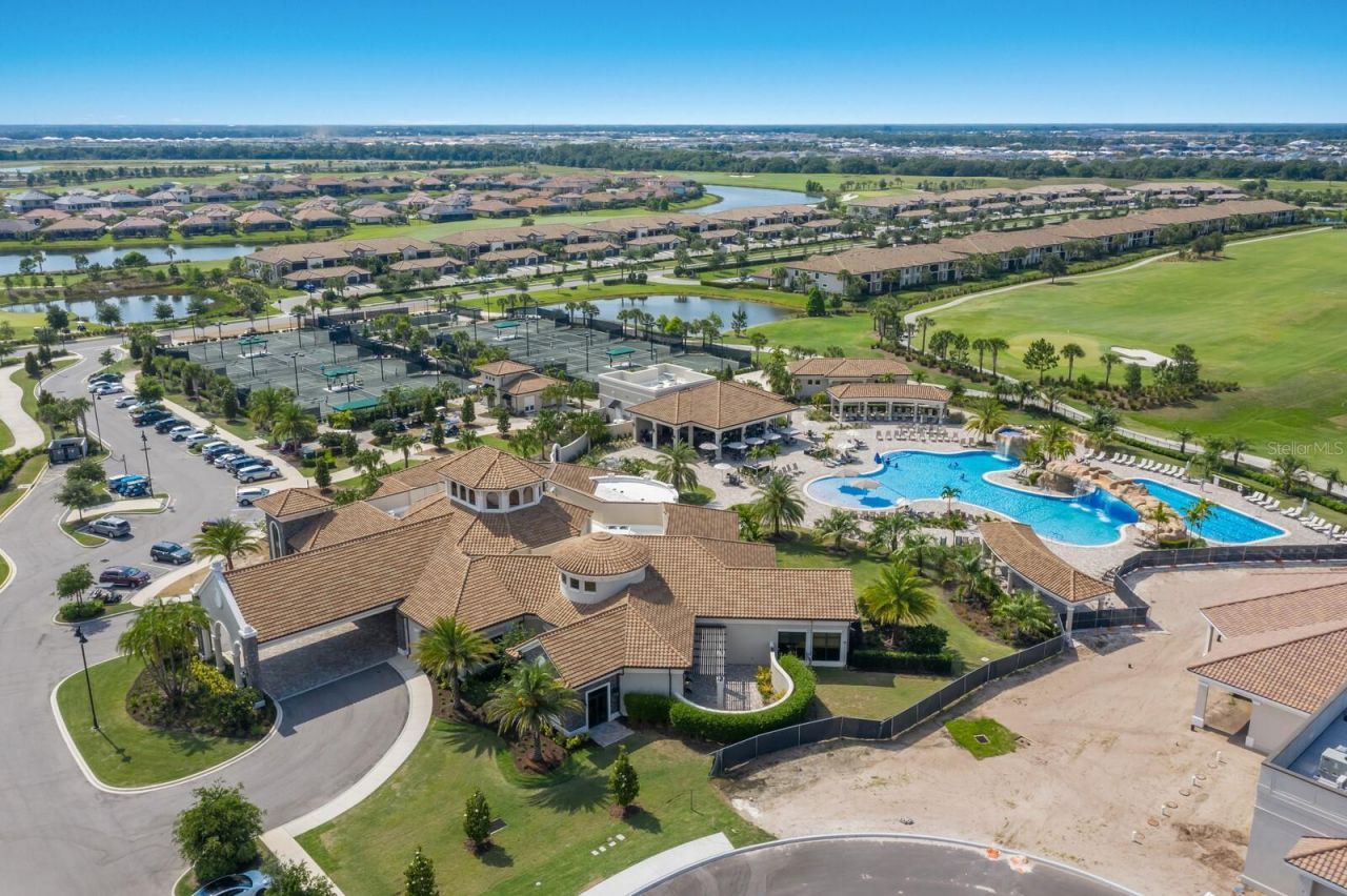 18114 Gawthrop Drive, Unit 308, Lakewood Ranch, FL 34211 Photo