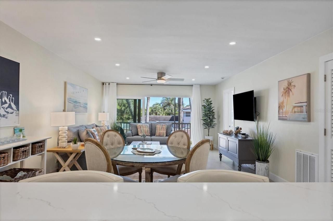 500 S Washington Drive, Unit 6B, Sarasota, FL 34236 Photo