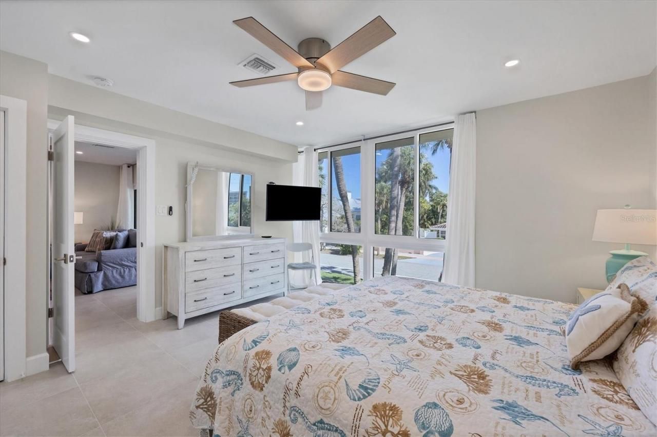 500 S Washington Drive, Unit 6B, Sarasota, FL 34236 Photo