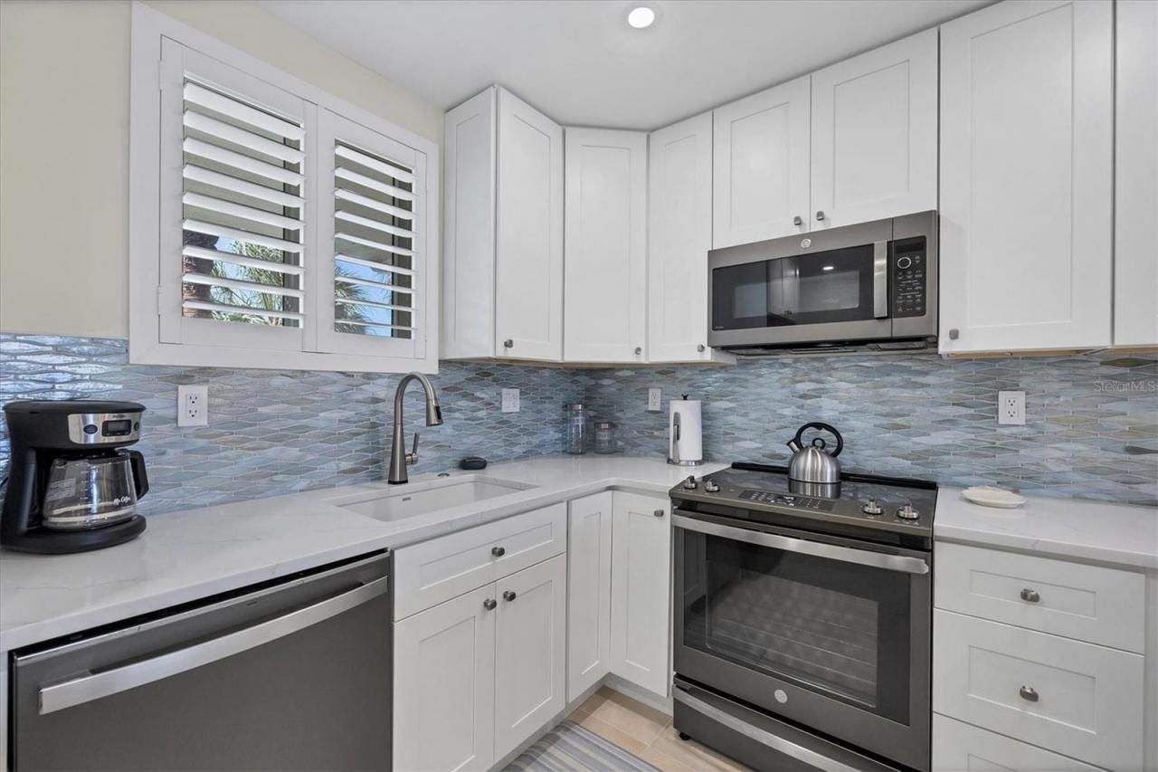 500 S Washington Drive, Unit 6B, Sarasota, FL 34236 Photo