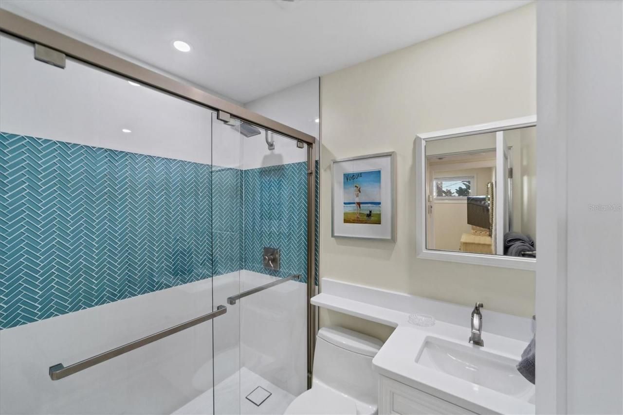 500 S Washington Drive, Unit 18B, Sarasota, FL 34236 Photo