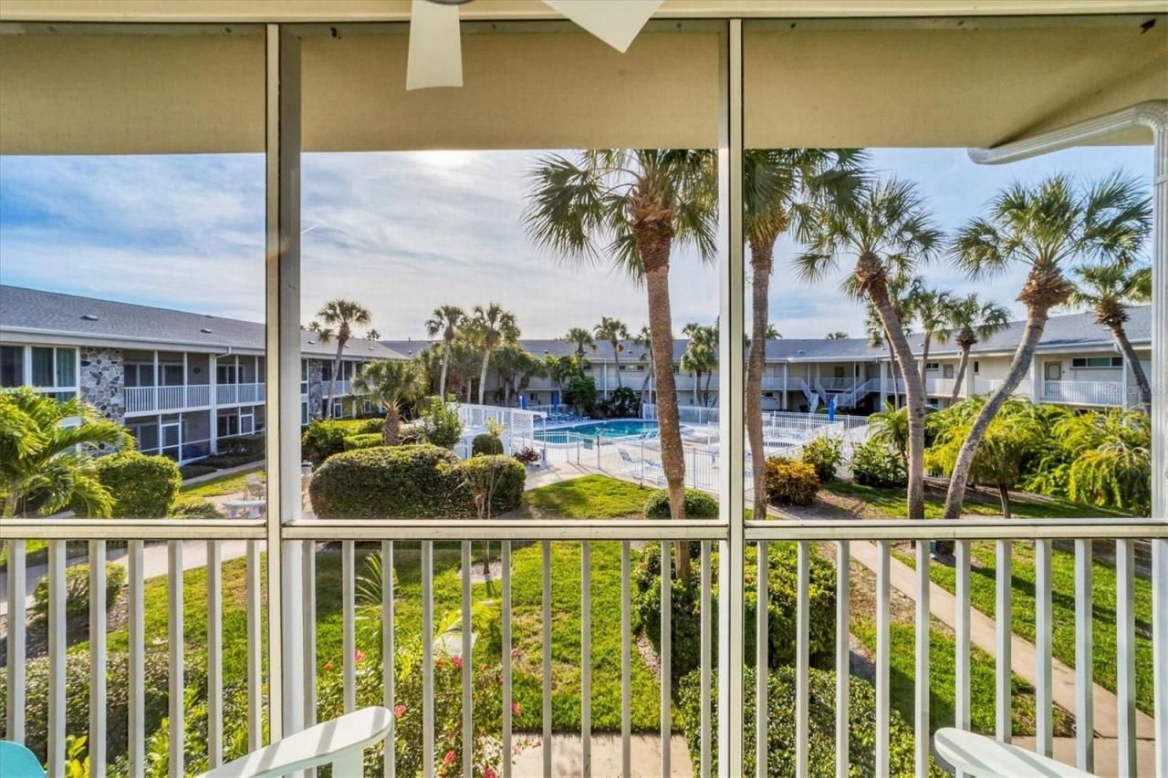 500 S Washington Drive, Unit 18B, Sarasota, FL 34236 Photo