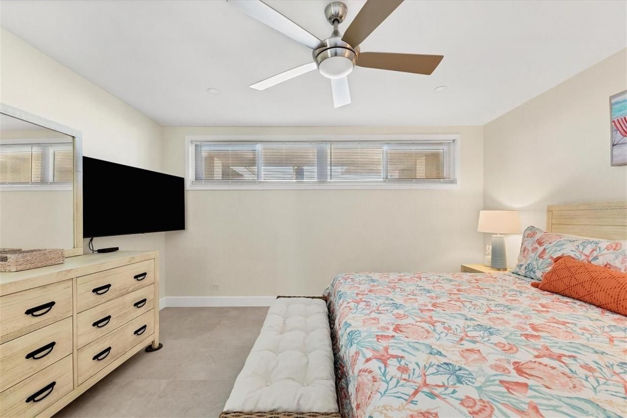 500 S Washington Drive, Unit 18B, Sarasota, FL 34236 Photo