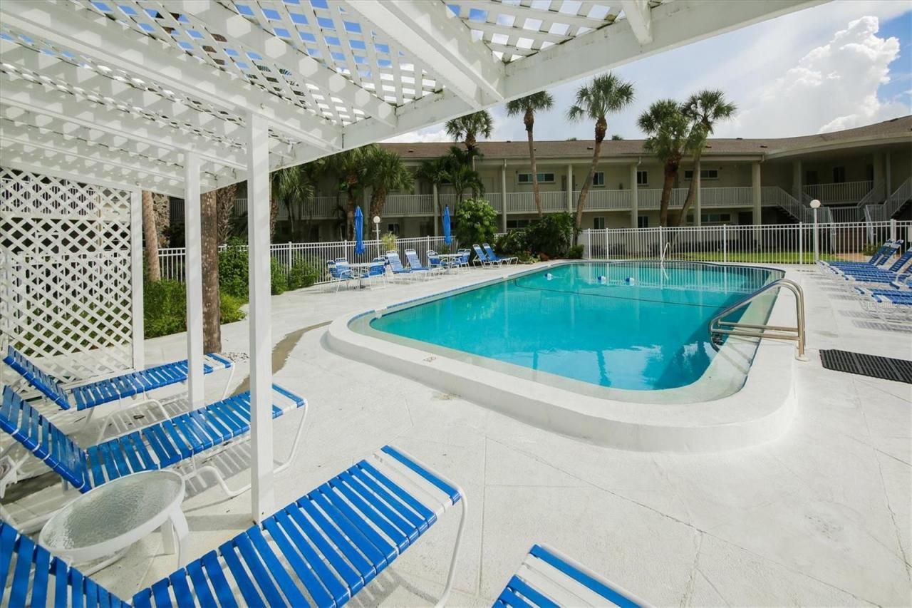 500 S Washington Drive, Unit 18B, Sarasota, FL 34236 Photo